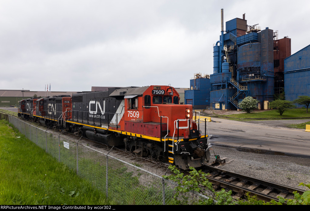 CN 0700